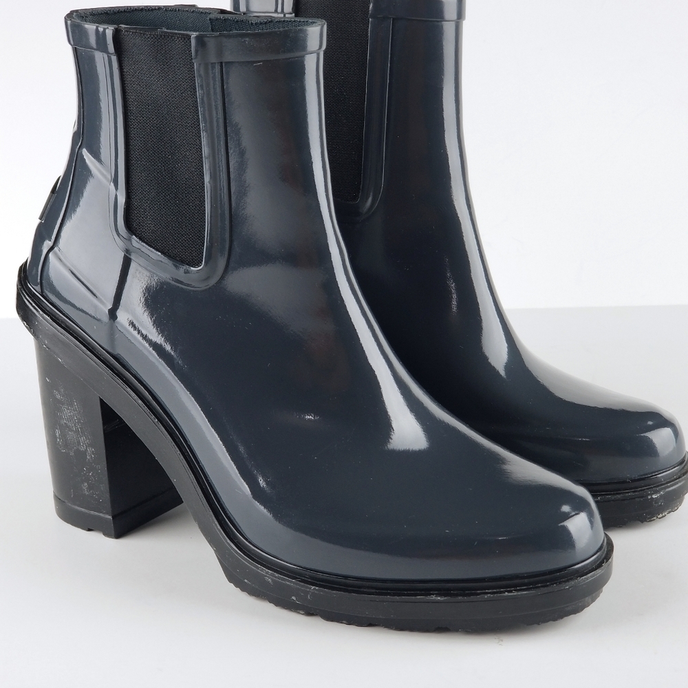 Hunter Women's Original Refined High Heel Chelsea Style Rain Boots Size 8 Grey